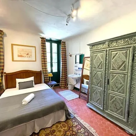 Villa Magdala-Chambre d'hôte 1 3* Hyères