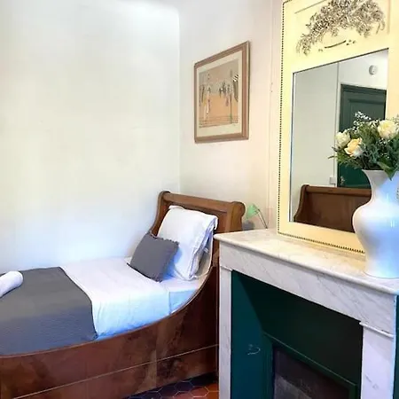 Villa Magdala-Chambre d'hôte 1 3* Hyères