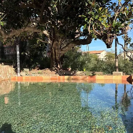 Bed and Breakfast Villa Magdala-Chambre D'Hote 1 Ιέρ